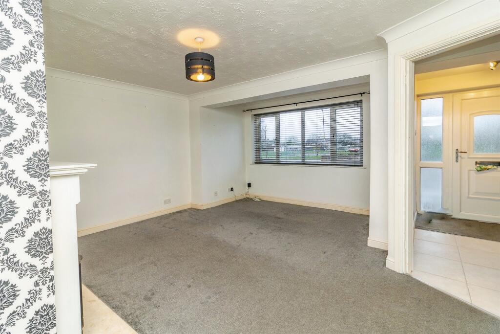 Avon Grove, Bletchley, Milton Keynes photo 3