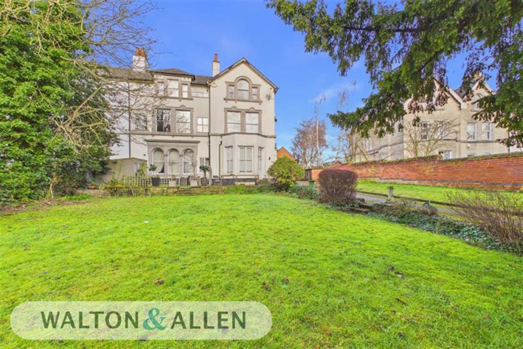 Main image of property: 7 Pelham Crescent, The Park, Nottingham 