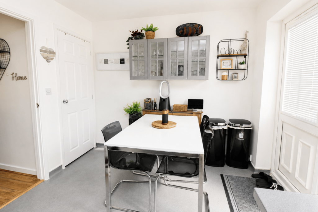 House in Clifton, Central Bedfordshire - More