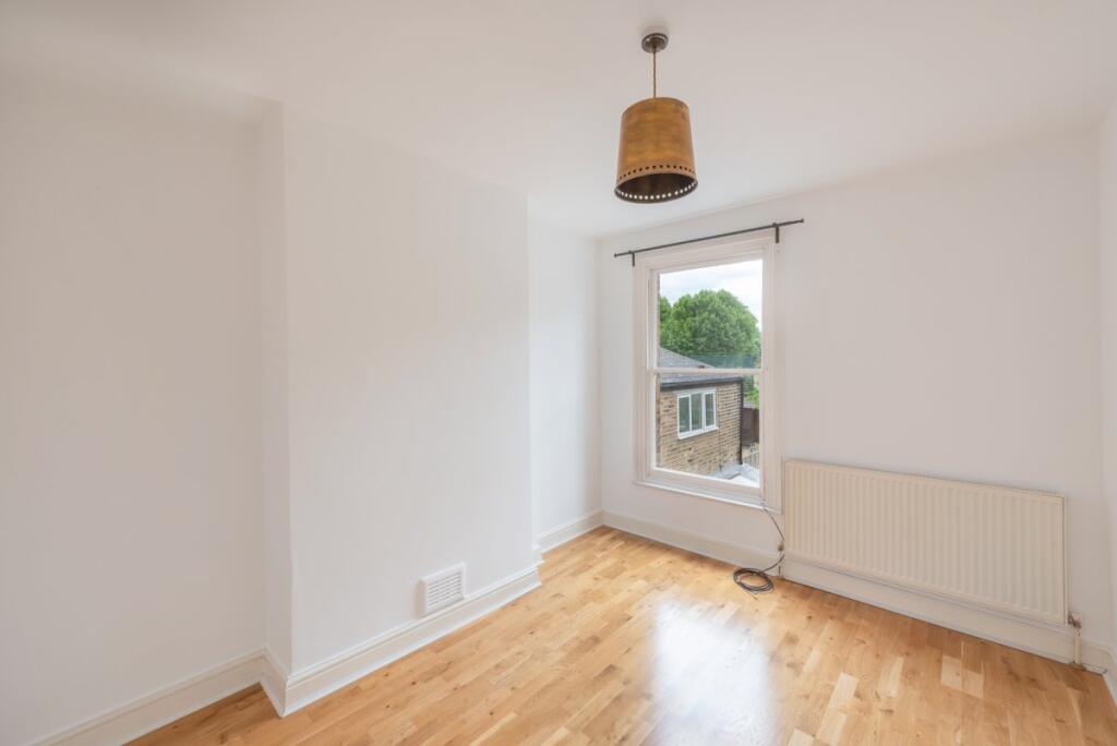 Apartment in London - View 4