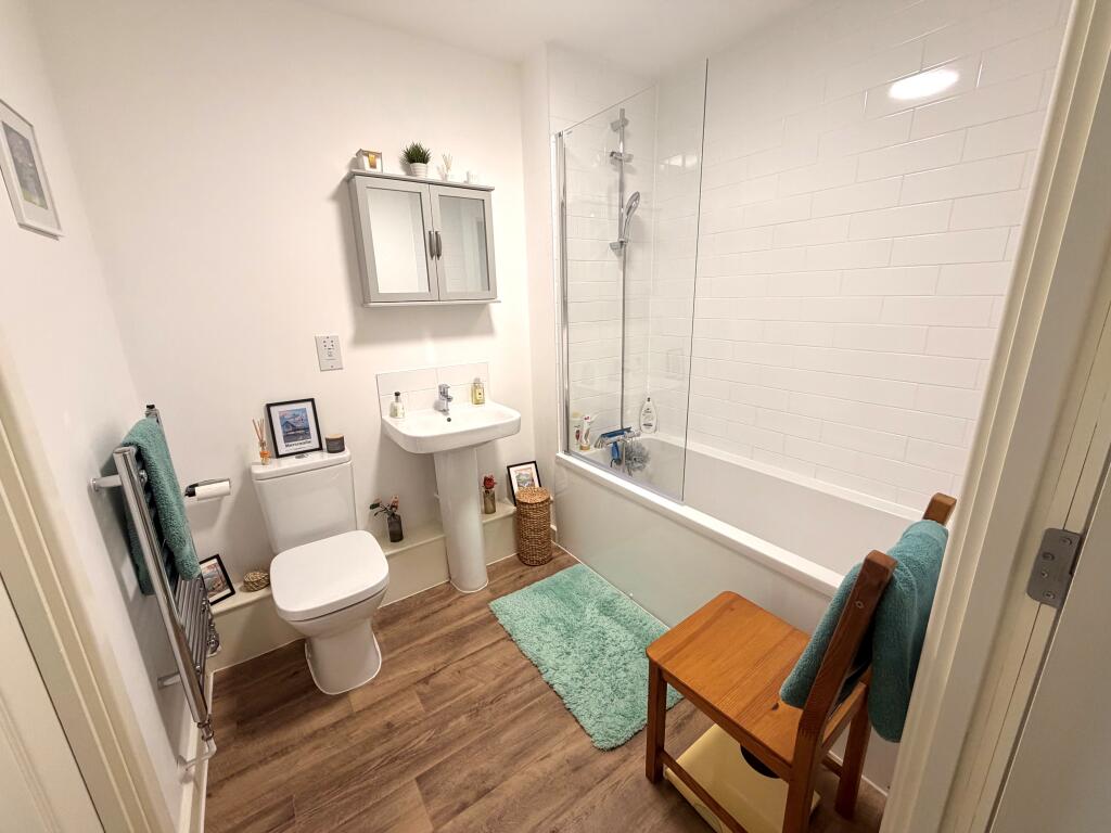 Apartment in Warrington, Great Sankey - More
