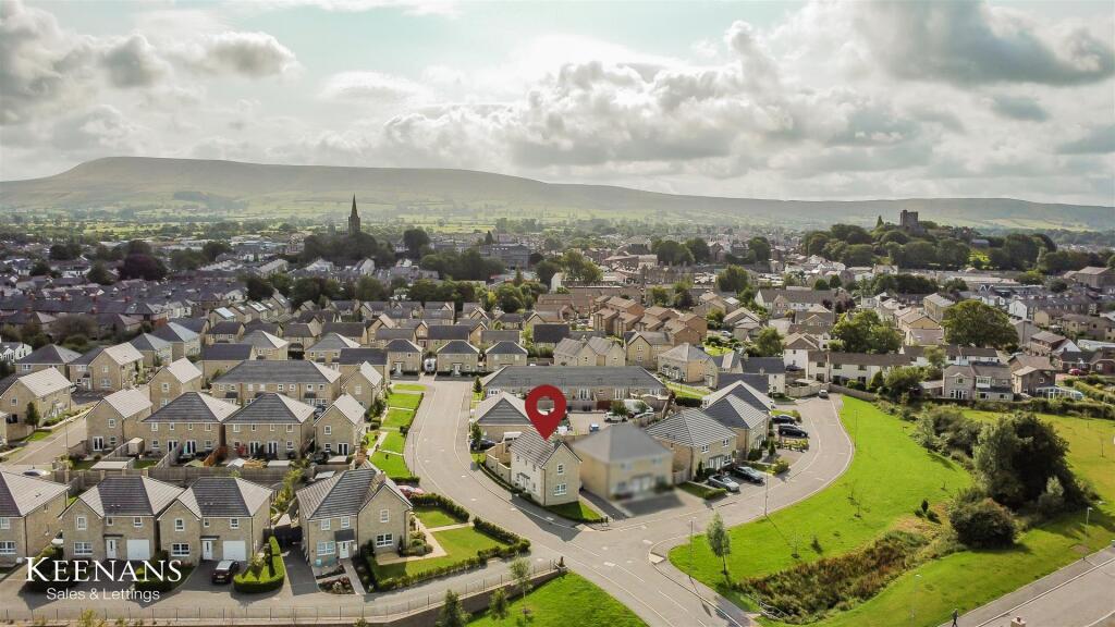 Additional image 3 of Molland Drive, Clitheroe