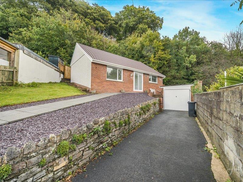 Main image of property: Gnoll Crescent, Neath