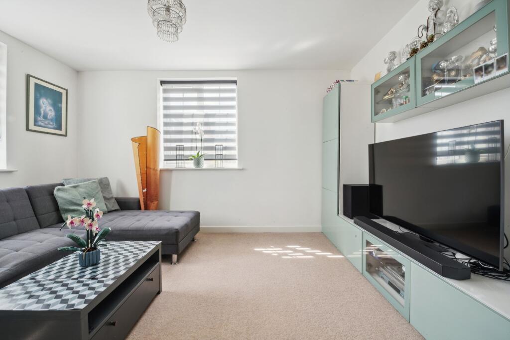 Drury Court, Grange Road, SL9 – pohled 3