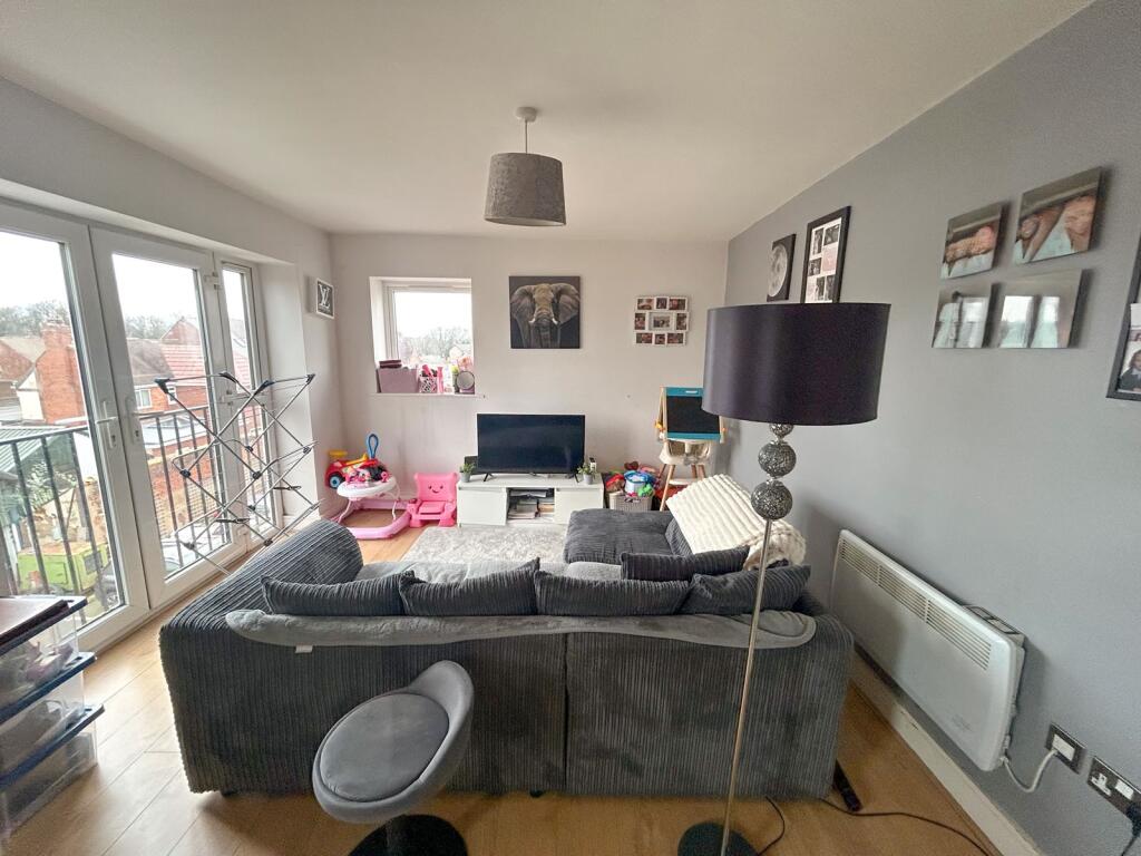Lichfield House, 232 Lichfield Road, Willenhall, Walsall, WV12 5BG photo 3