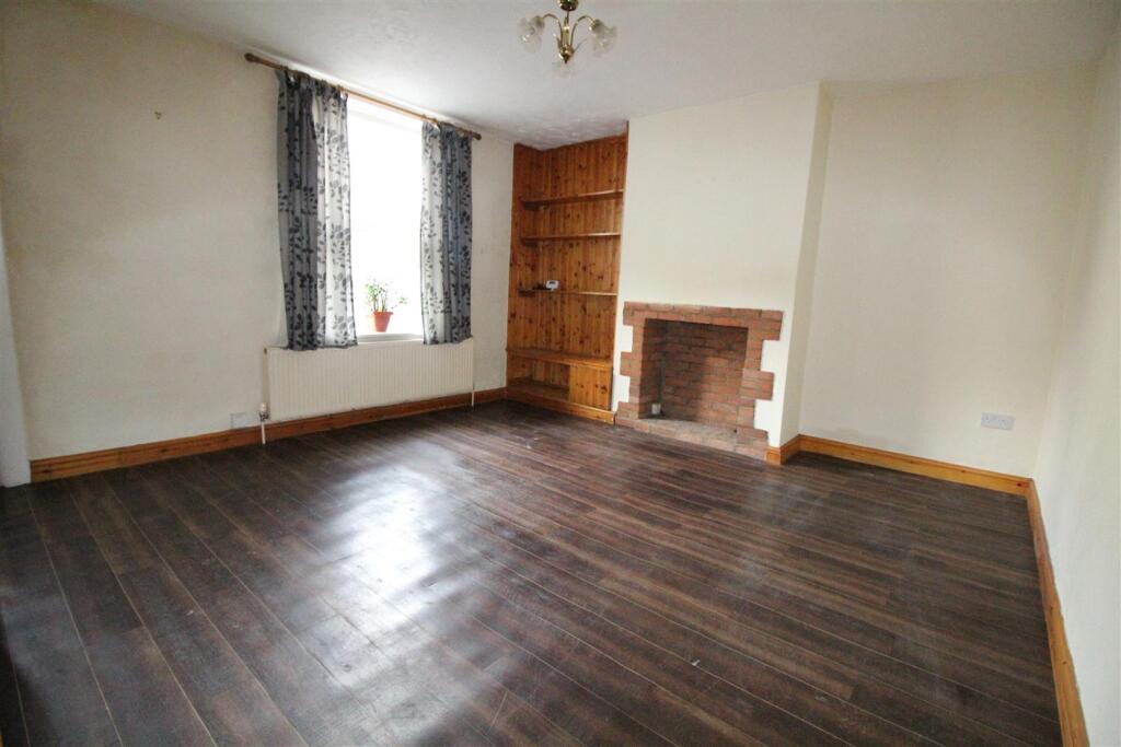 House in Kirklees, Copley Hill, Brownhill End - View 2