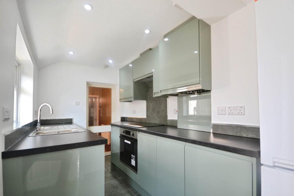 House in Reading - View 2