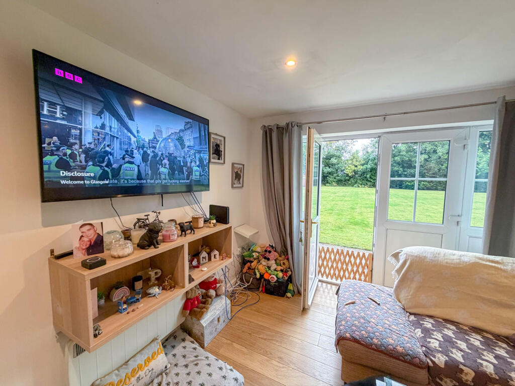 Apartment in Wigan - View 3