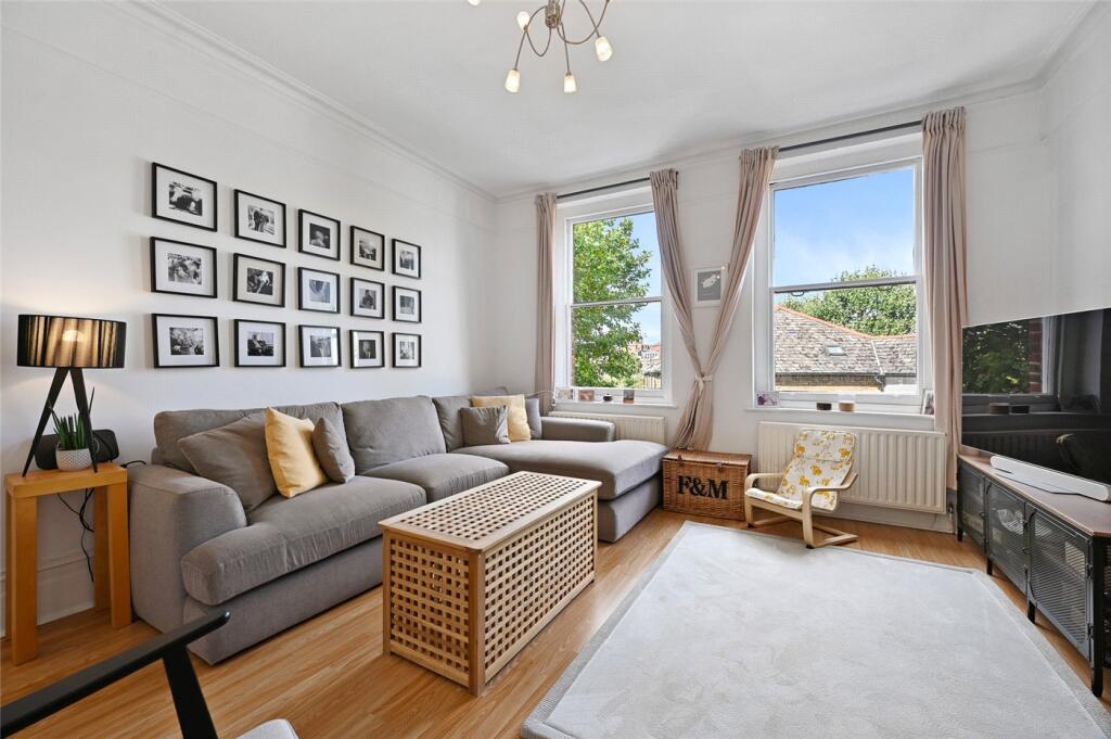 Apartment in London - View 5