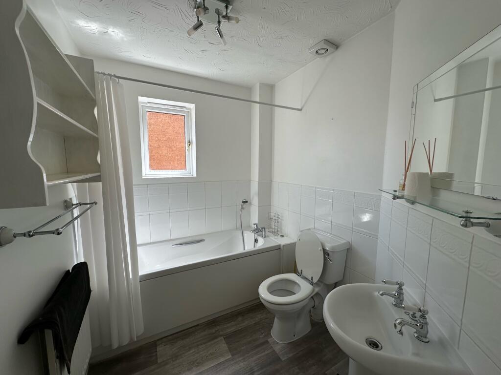 House in Northampton - View 4