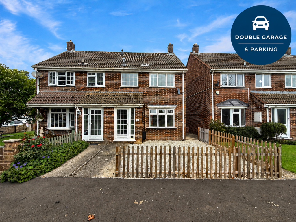 Berryfield Close, Melksham, SN12, Melksham