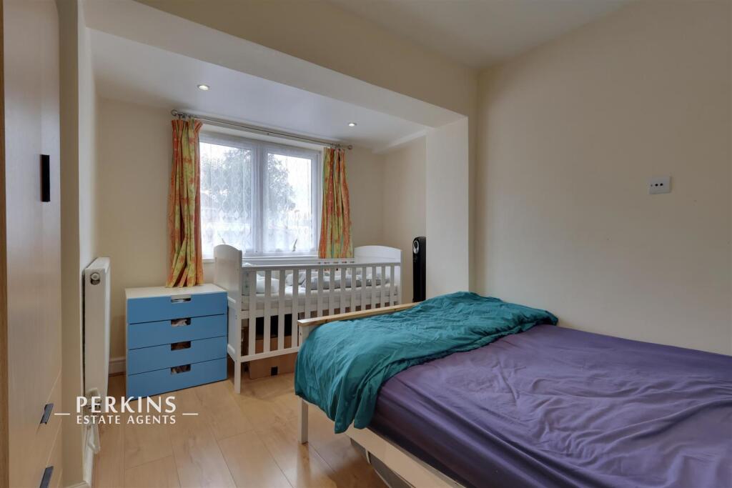 House in Southall - View 3