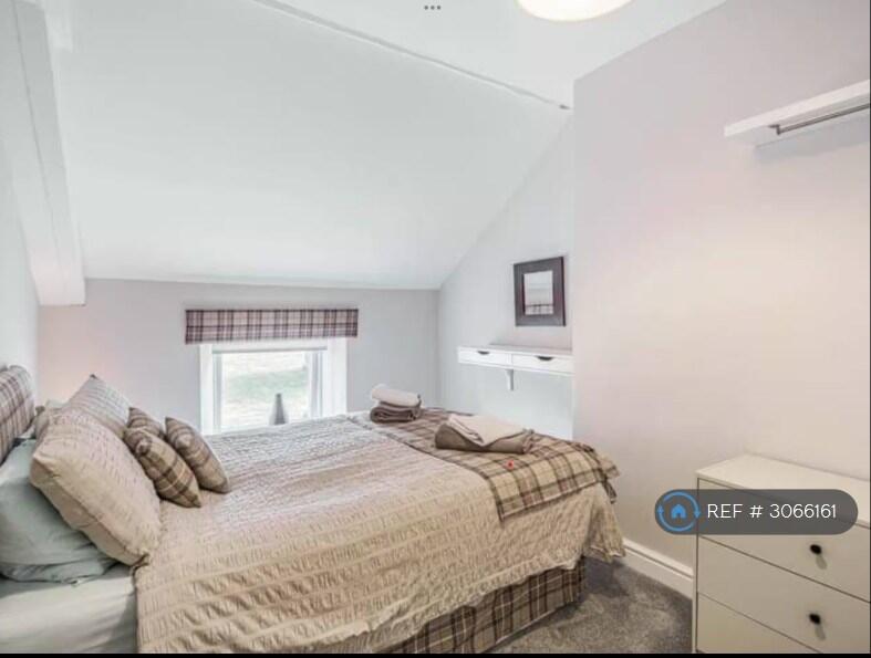 House in Newcastle upon Tyne - More