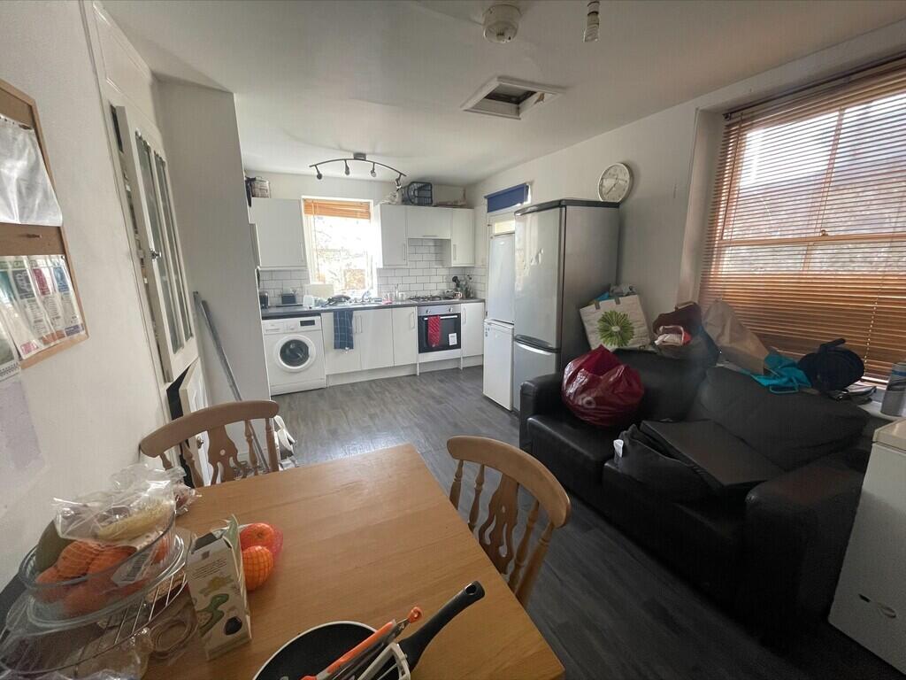 Main image of property: 27 Beatrice Avenue