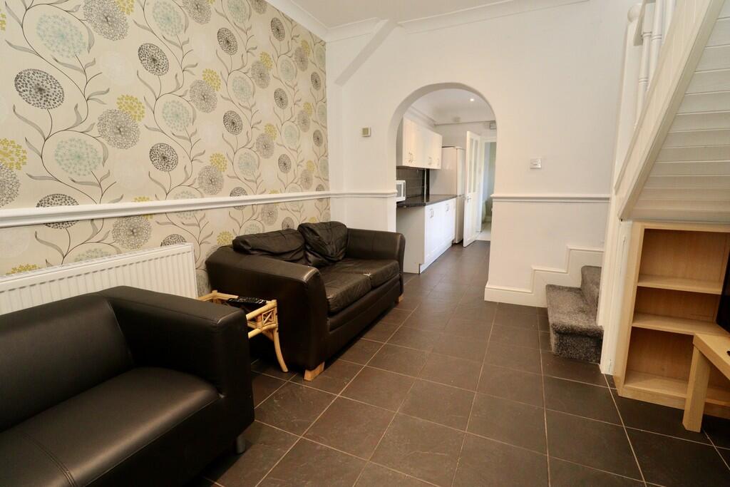 House in Lincoln, New Boultham - View 4
