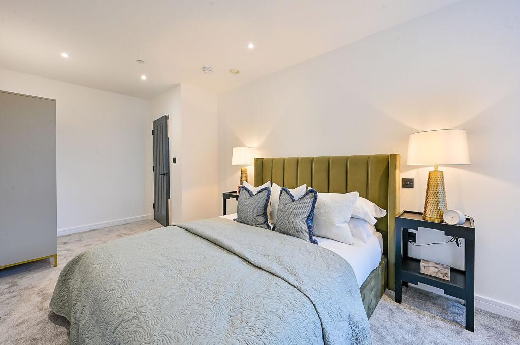 Apartment in London - View 4