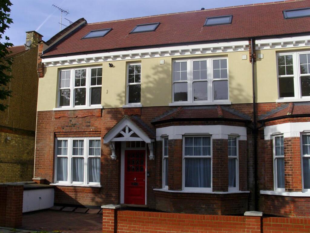 Main image of property: The Grove, Finchley Central, London, N3