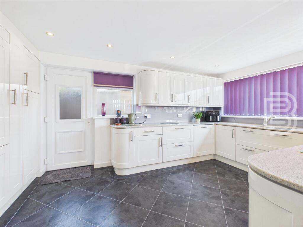 Carlton Road, Bilton, Rugby photo 4