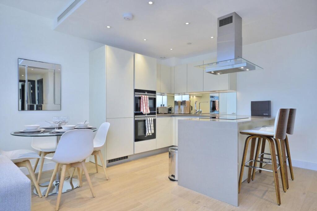 Apartment in London - View 5