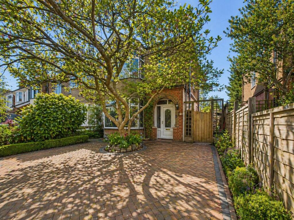 Main image of property: Bishopscote Road, Luton