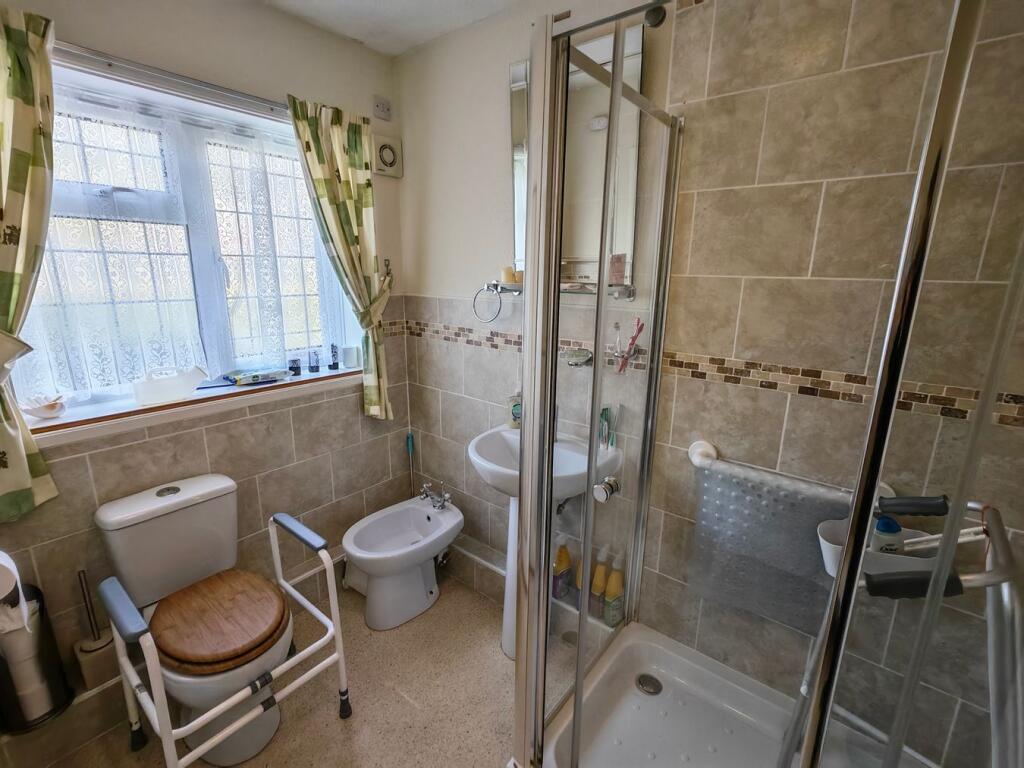 House in Llanwrthwl - More