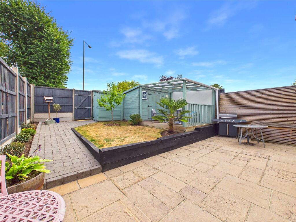 House in Worcester - View 5