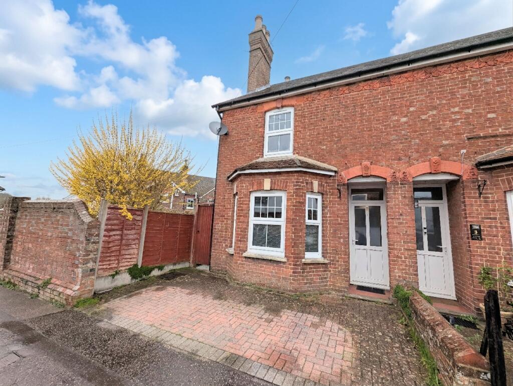 Main image of property: Denne Parade, Horsham, RH12