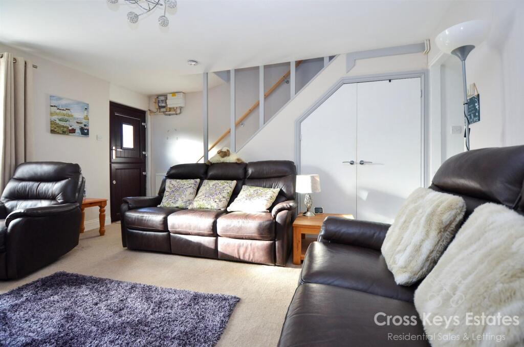 Whitleigh Avenue, Crownhill photo 4