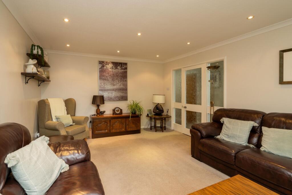 Cherry Tree Park, Balerno, EH14 photo 3