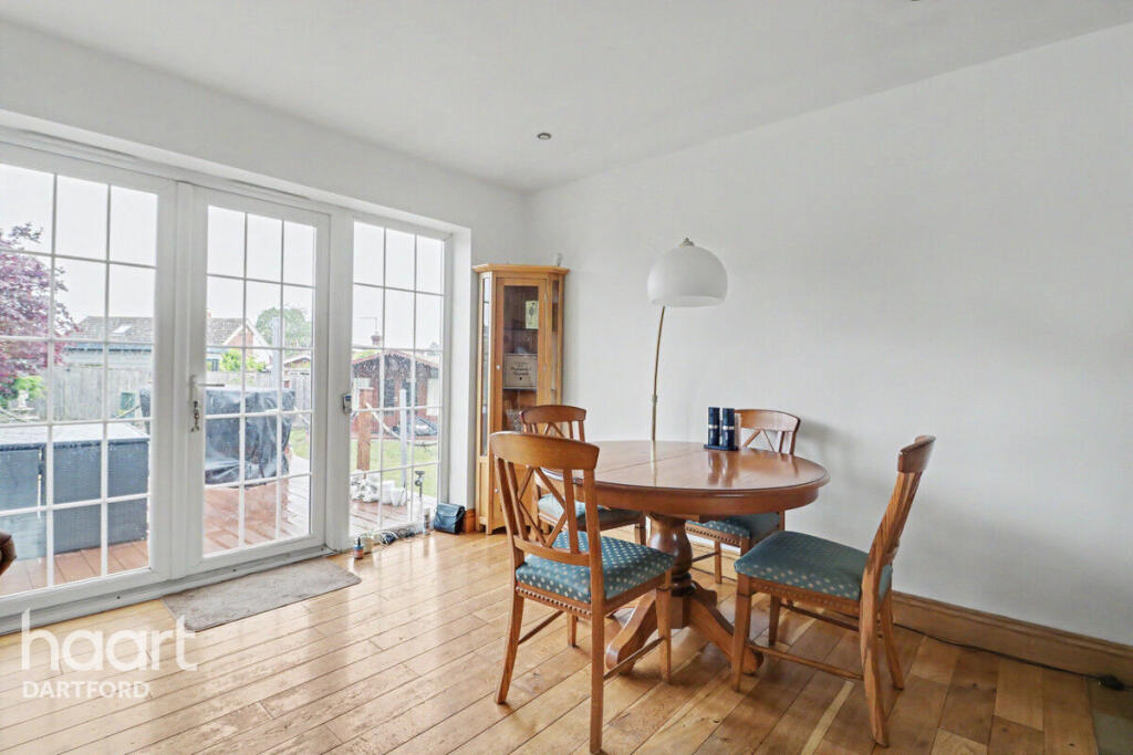 Main image of property: Woodland Close, Longfield