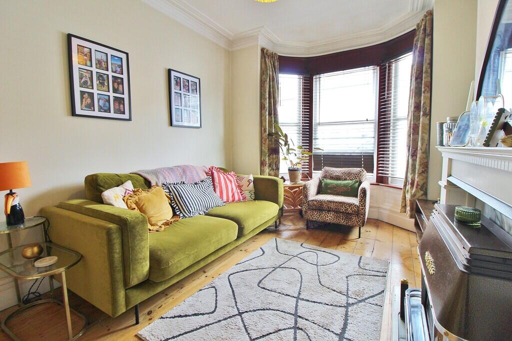 House in Portsmouth - View 4