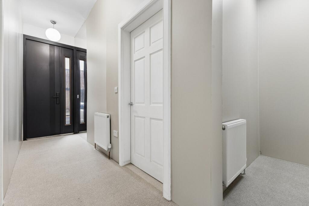 House in Falkirk - View 3