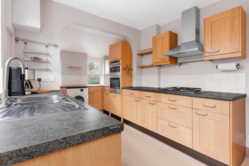 House in Cambridge, Trumpington - View 5