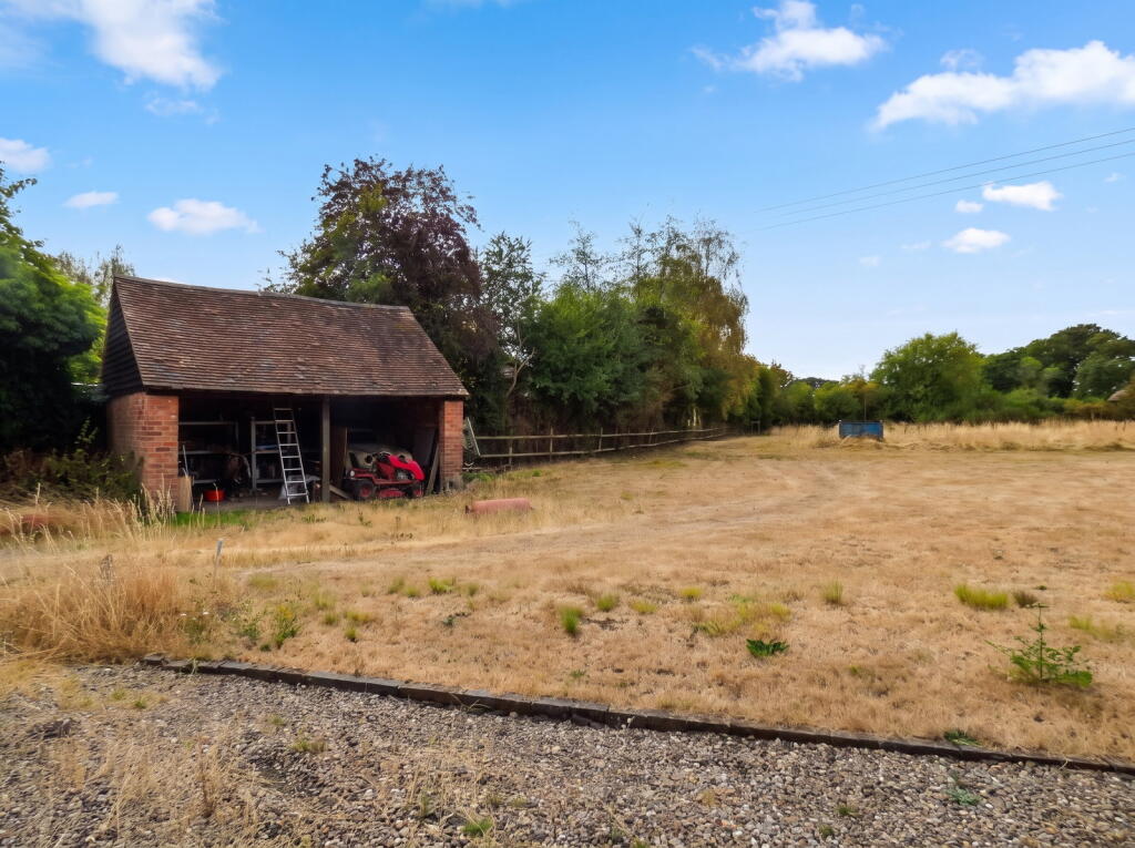 Gloucester Road, Upton upon Severn, Worcester, Worcestershire, WR8 - View 5