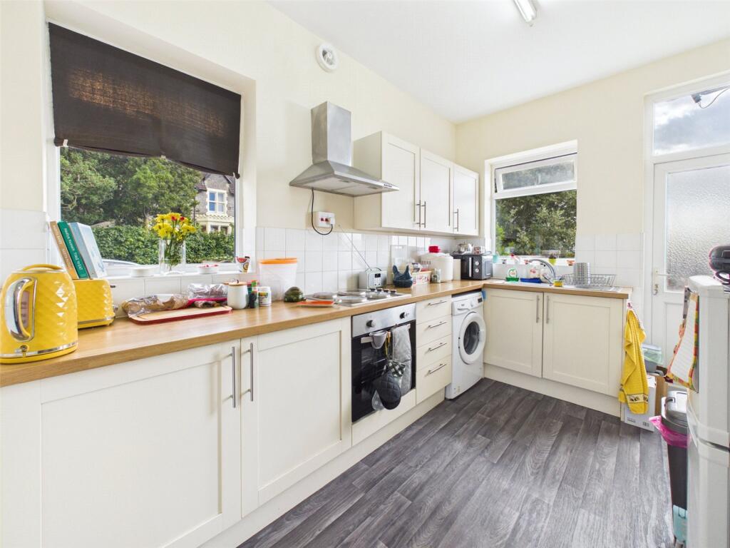 Apartment in Weston-super-Mare, North Somerset - View 4