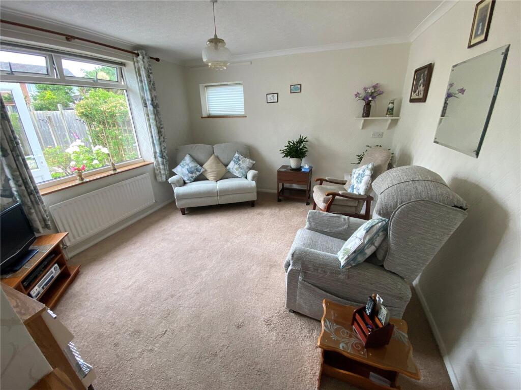 Kinson Road, Kinson, Bournemouth, Dorset, BH10 photo 5