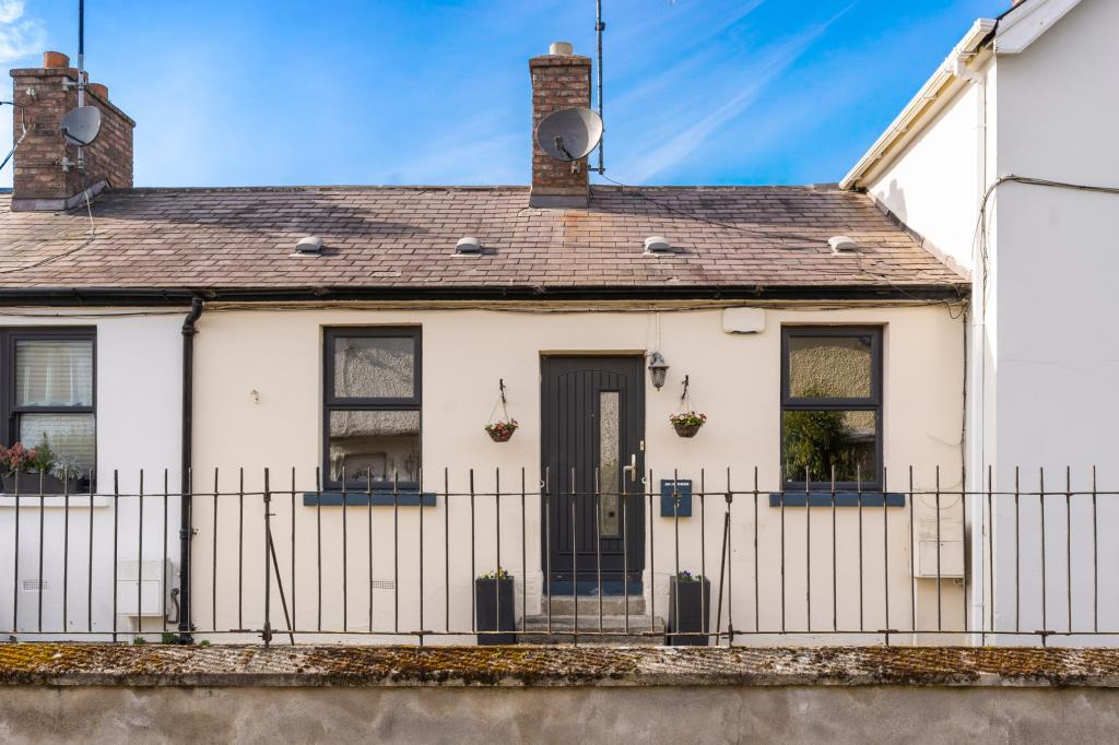 Main image of property: 5 Glenalua Terrace, Glenalua Road, Killiney, Co Dublin, A96 WV91