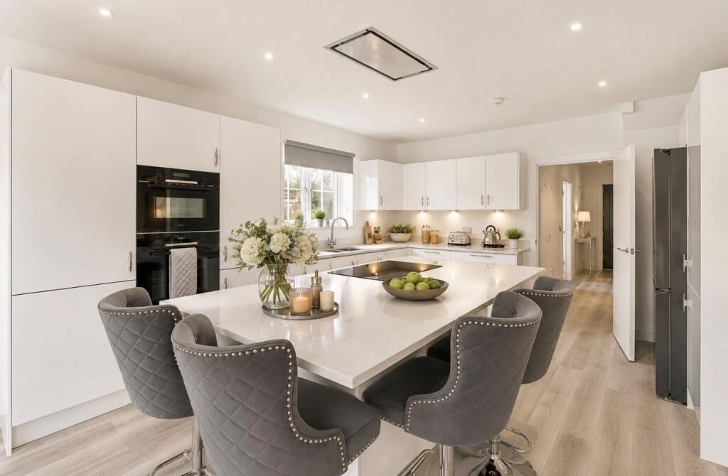 House in Redhill - View 3