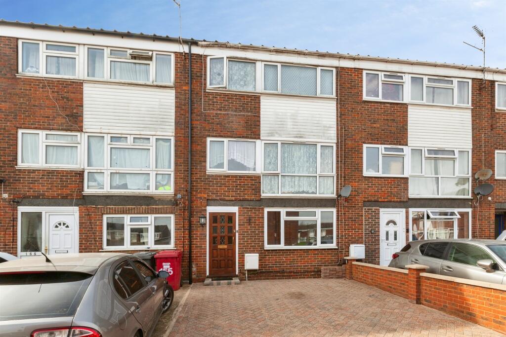 Main image of property: Spackmans Way, Slough