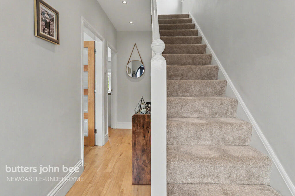 House in Newcastle-under-Lyme, Hempstalls - View 3