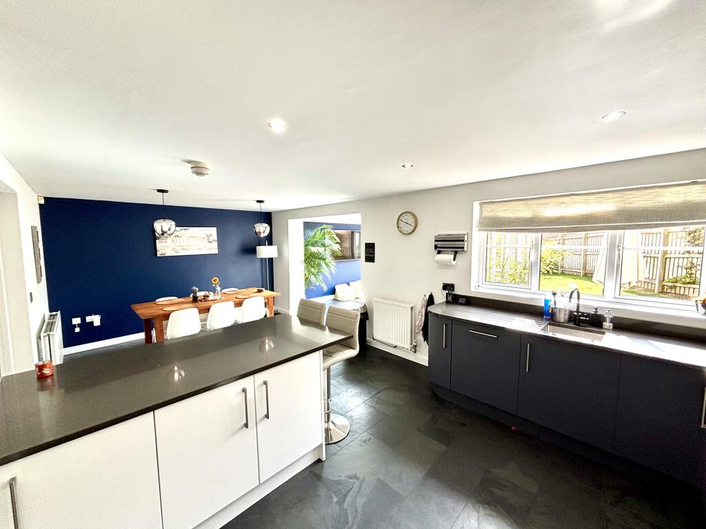 House in Bradford, Keighley - More