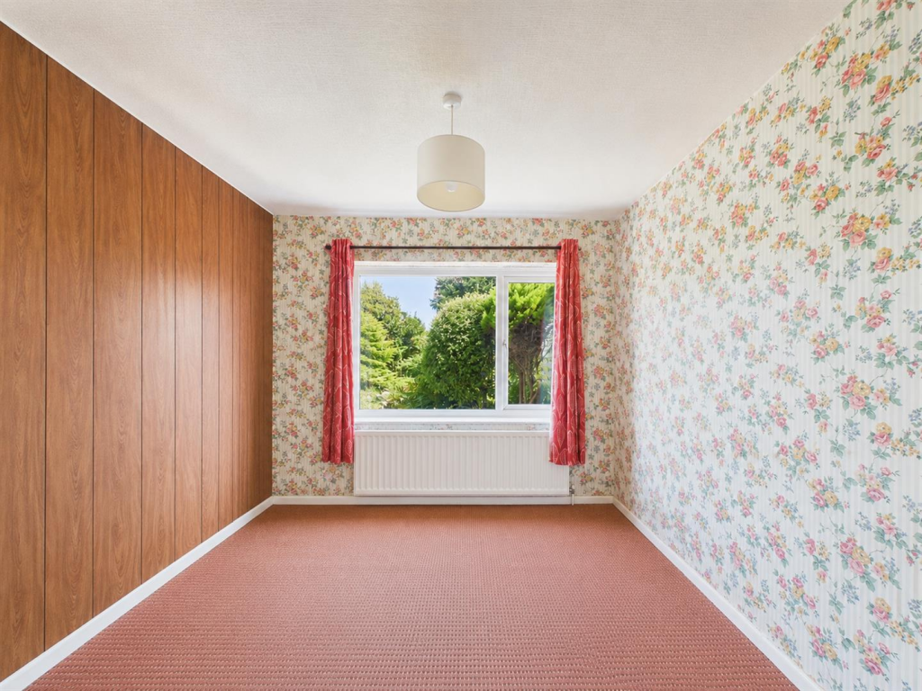 Westland Avenue, Oldland Common, Bristol - View 5