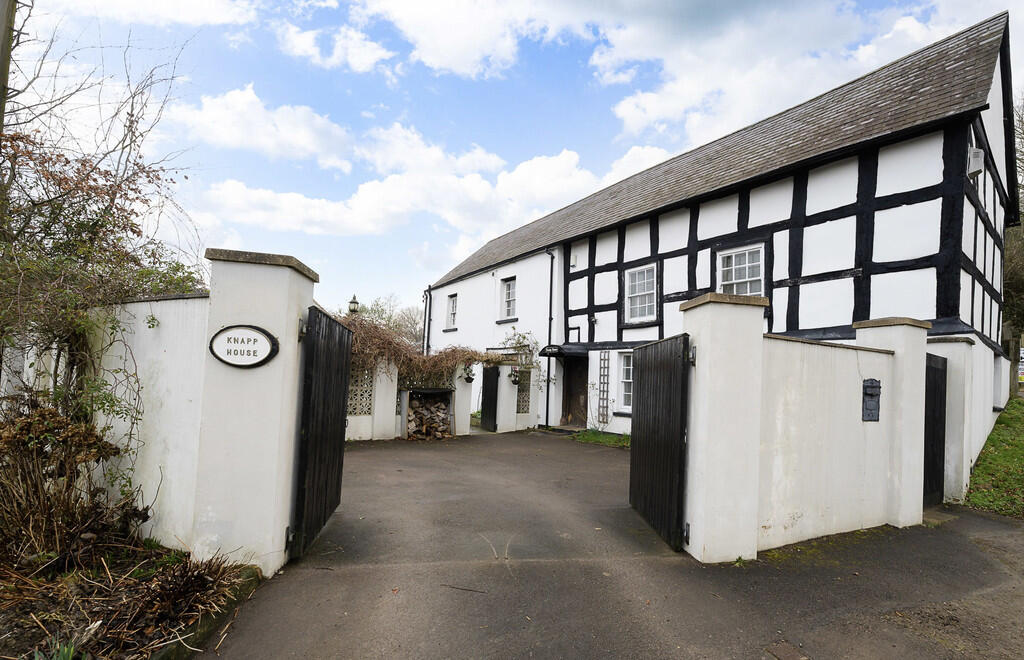 Main image of property: Longhope, Spacious Character Home, Great Village Amenities