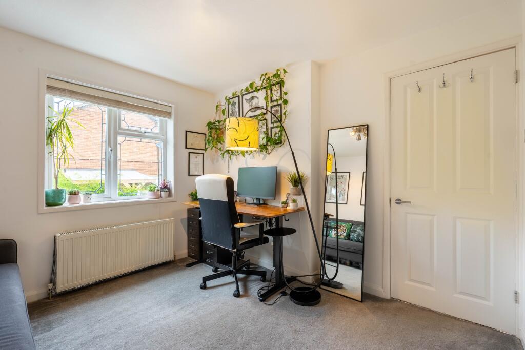 House in Welwyn Hatfield, Welwyn - More