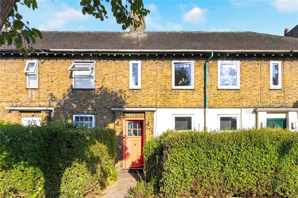 Apartment in London, Highams Park - View 4