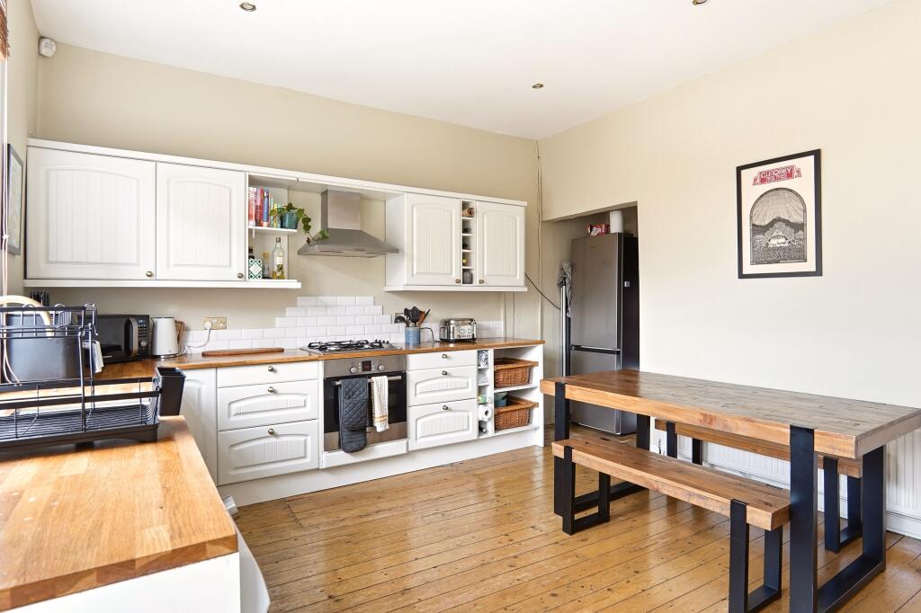 House in Pudsey, Stanningley - View 4