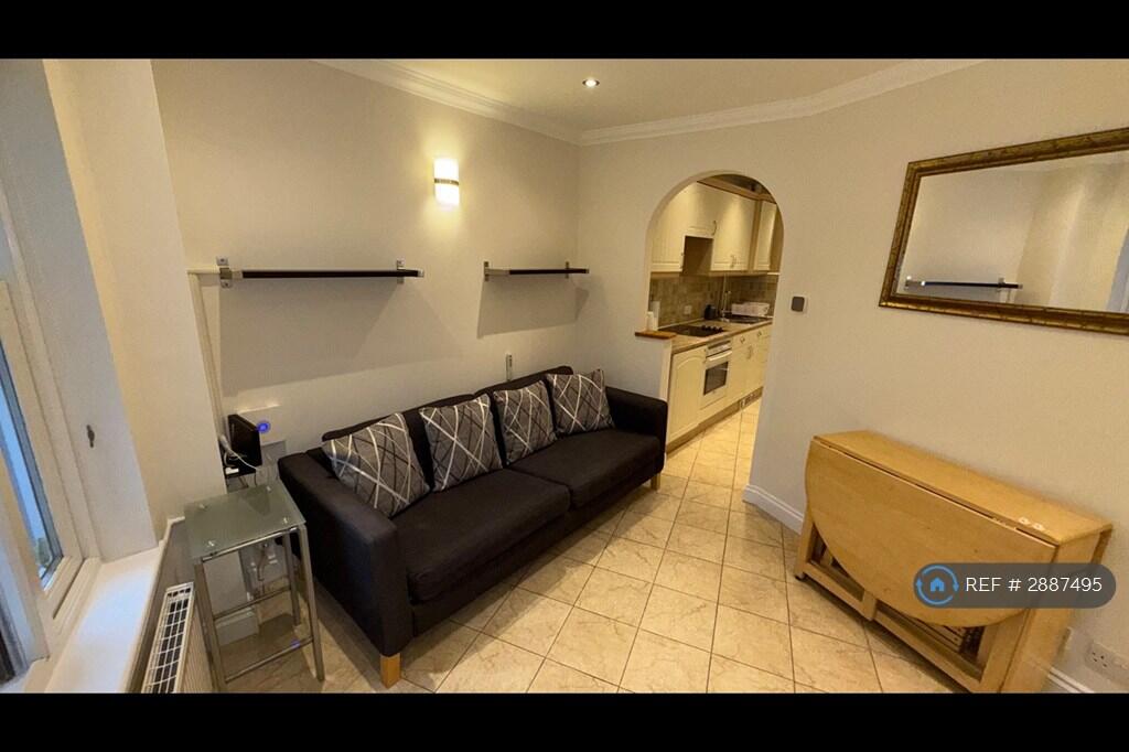 1 bedroom flat for rent