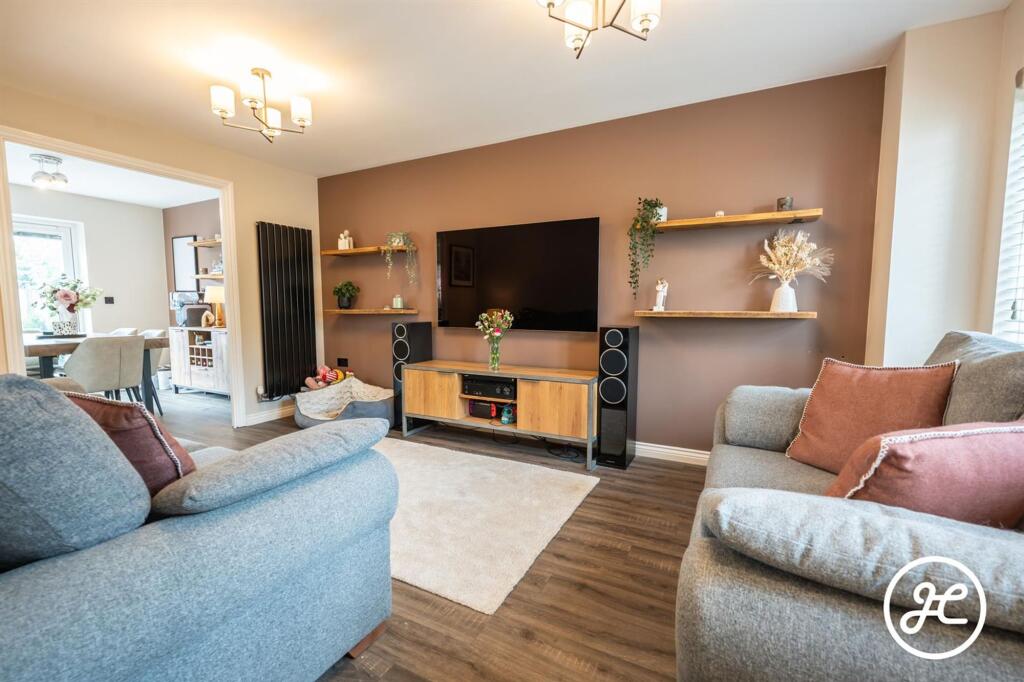 Meadowlands Avenue, Bridgwater, TA6 photo 3