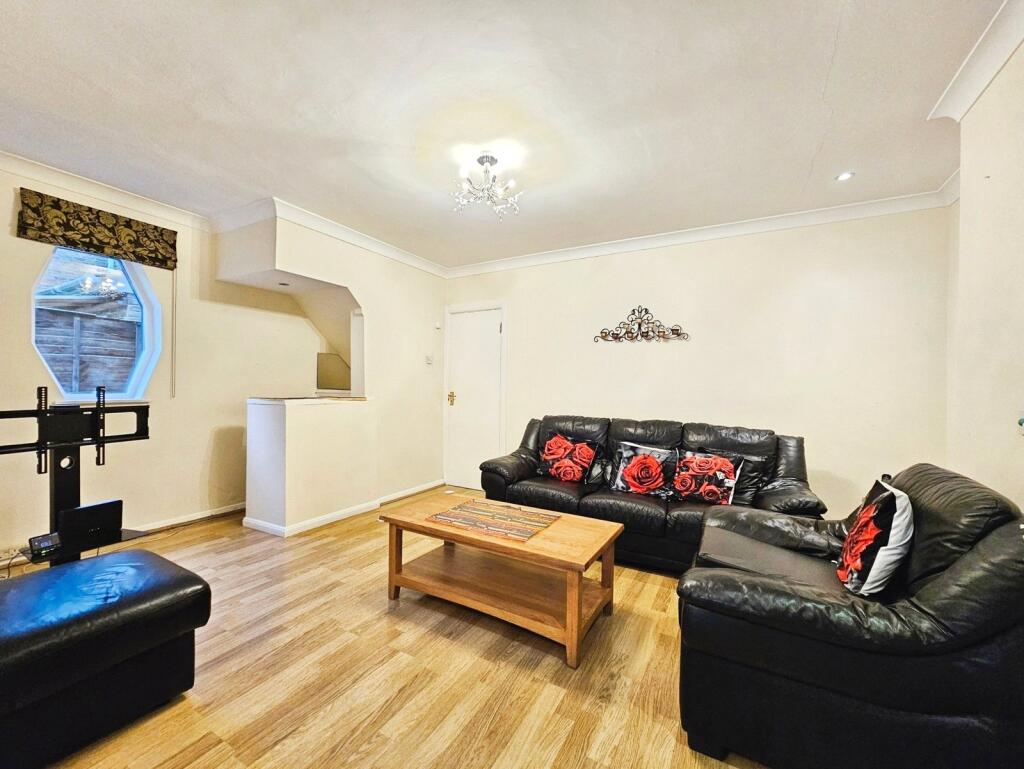 Main image of property: London Road, Staines-upon-Thames, Surrey, TW18