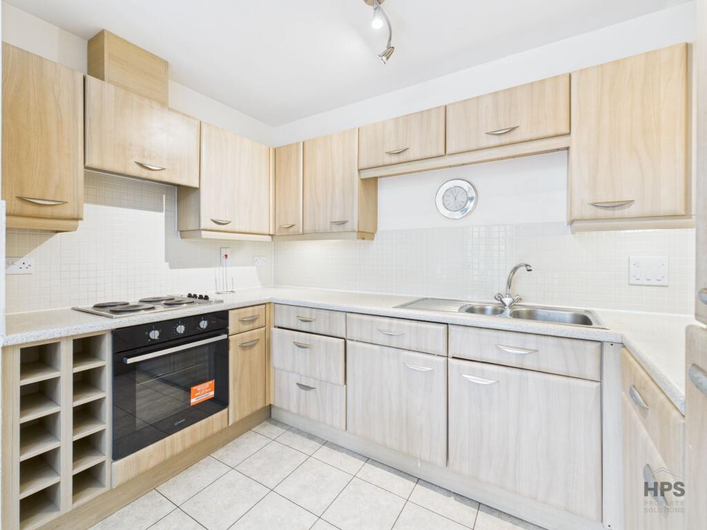 Apartment in Cambridge - View 4